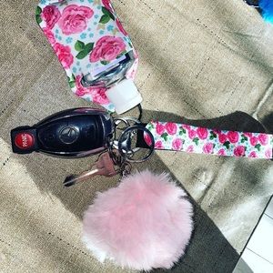Wristlet Hand Sanitizer Keychain✨